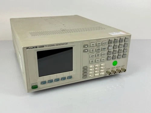 FLUKE 54200M01 TV Signal Generator PAL NTSC SECAM 32?¨C?900?MHz