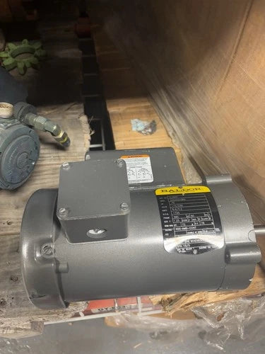 NEW NO BOX BALDOR VL3507 115/230V 8.4/4.2A MOTOR