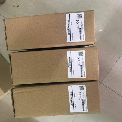 1PC New VEXTA Oriental UDK5128NW2-M Motor UDK5128NW2M In Box