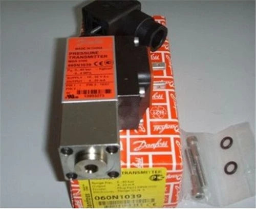 1Pc Pressure Transmitter Brand New 060N1039 Danfoss ce