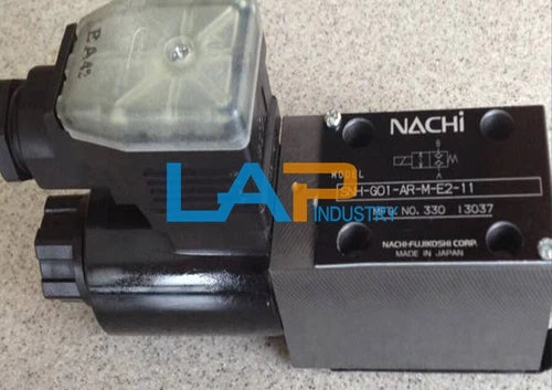 1PCS New For NACHI Solenoid Valve SNH-G01-AR-M-E2-11 fedex or DHL