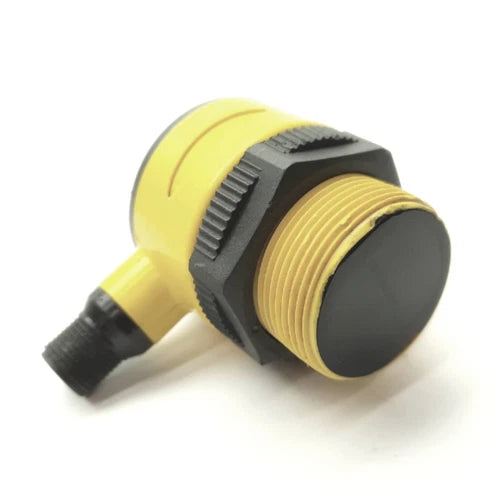 Banner T30SP6FF400Q Photoelectric Sensor, 400mm Range, PNP NO/NC 150mA, 10-30VDC