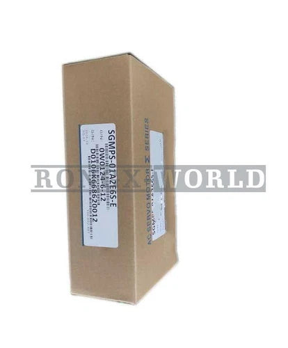 1PCS YASKAWA SGMPS-01A2E6S-E Servo Motor NEW