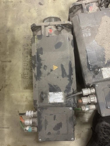 SIEMENS SERVO MOTOR 1PH7107-2HGO3-0BB3 13-KW USED