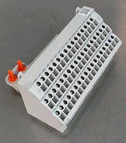 Allen Bradley 5094-RTB31 Removable Terminal Block                        Loc3E35