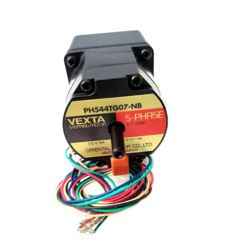 1 PCS NEW IN BOX VEXTA STEPPING MOTOR PH544TG07-NB