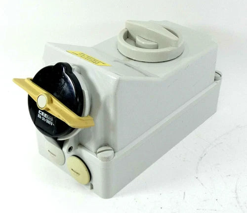 CEEform Wandsteckdose | 16A-5h/660V~ | mit Verriegelung