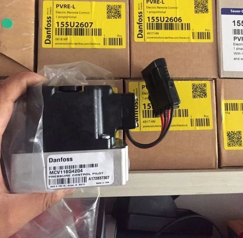 1PC New DANFOSS MCV116G4204 Brand Control Valve