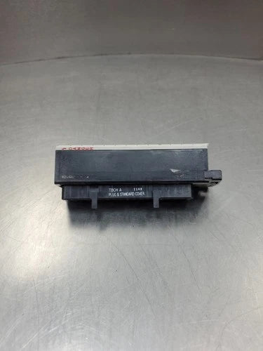 Allen Bradley 1756-TBCH Ser A Plug & Standard Cover Module.                3D-17