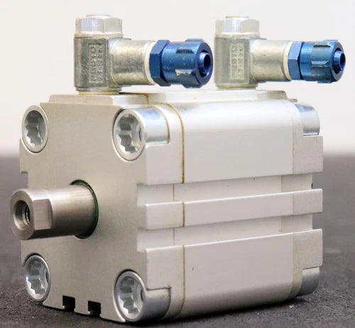 FESTO Pneumatischer Kompaktzylinder ADVULQ-50-30-P-A-S2 Nr.156116N608 pmax 10bar