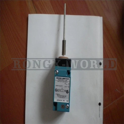 ONE Honeywell stroke switch LSYJC1A-7N NEW