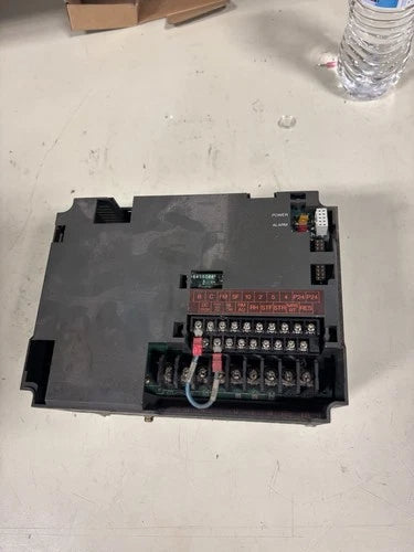 Mitsubishi FR-Z024-S1.5K Inverter - 220-240VAC In - 7A Out MISSING COVER USED