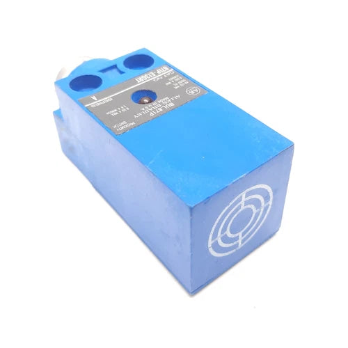 Allen Bradley 871P-E13GRT Proximity Sensor Switch, 12.5mm, 40-132VAC, 3-Pin