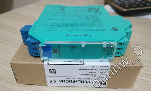New In Box Pepperl+Fuchs P+F KFD2-STC4-Ex2 Module