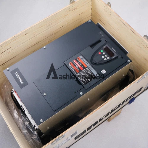 1PC TOSHIBA INVERTER VFAS1-4220PL-WN1