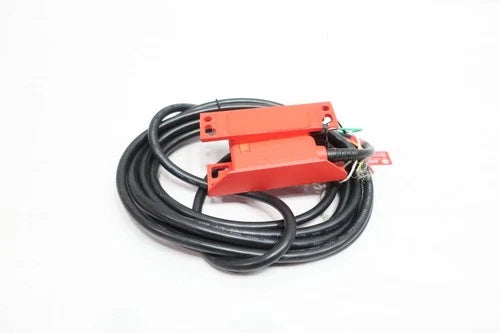 Allen Bradley 440N-Z21SS2AN9 Sensaguard Non Contact Interlock Switch Ser A