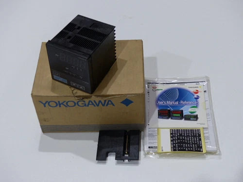 Yokogawa UT351-01 Digital Indicating Controller SN:T1DB04675