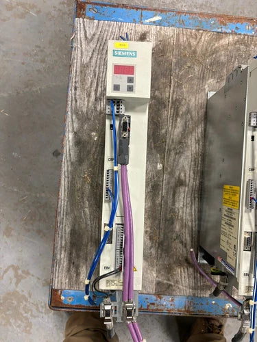 Siemens 6SE7014-0TP60-Z SIMOVERT MASTERDRIVES VECTOR CONTROL INVERTER DRIVE UNIT