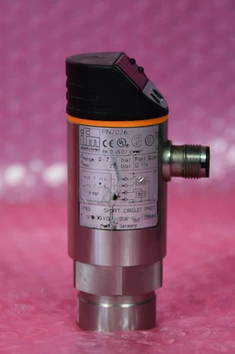 IFM Electronic Drucksensor PN7026, P-Range 0-2,5 bar / Pmax 20 bar