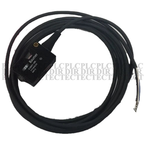 NEW Baumer O300Y.GR-11144035 Photoelectric Switch