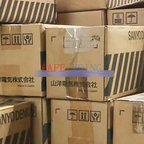 1X NEW SANYO DENKI Servo Motor P50B03003DXV11