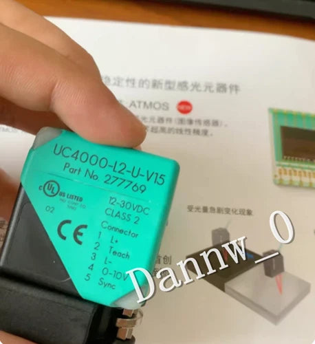 New In Box original Pepperl+Fuchs P+F UC4000-L2-U-V15 Sensor