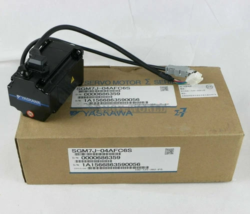1PC YASKAWA SGM7J04AFC6S Servo Motor SGM7J-04AFC6S NEW
