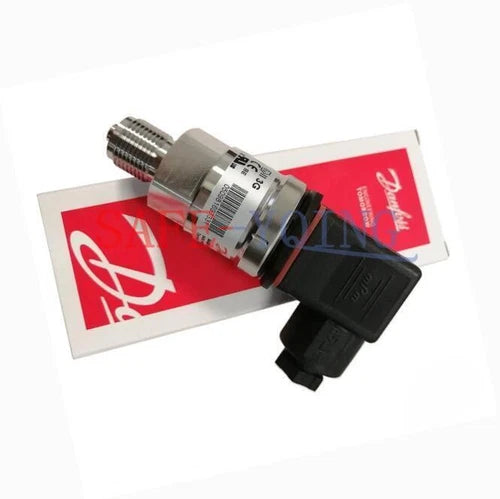 1PCS New Danfoss AKS33 060G2113 Pressure Transmitter Sensor