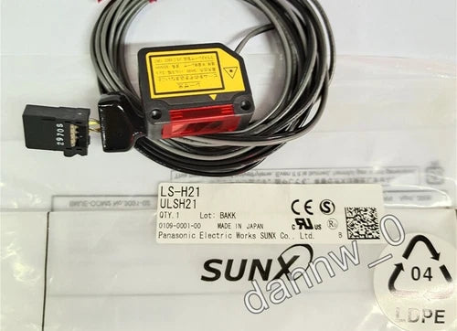 New In Box Panasonic Sunx LS-H21 Laser Photoelectric Sensor ULSH21