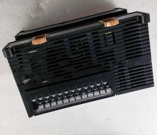 One Used Omron CP1L-M40DR-A Output Module CP1LM40DRA PLC Module Tested