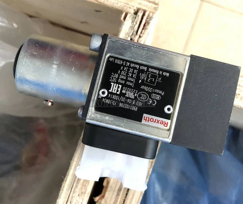 NEW 1PCS Rexroth R901102706 HED8OA-20/100K14