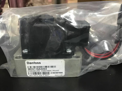 1PC New DANFOSS MCV116A3204 Control Valve Brand