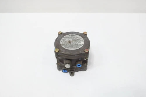 Dwyer 1950-00-2F Pressure Switch 125/250/480v-ac