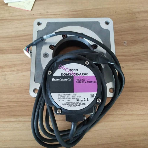 1PC NEW IN BOX Oriental VEXTA  Motor DGM200R-ARAC Fedex or DHL