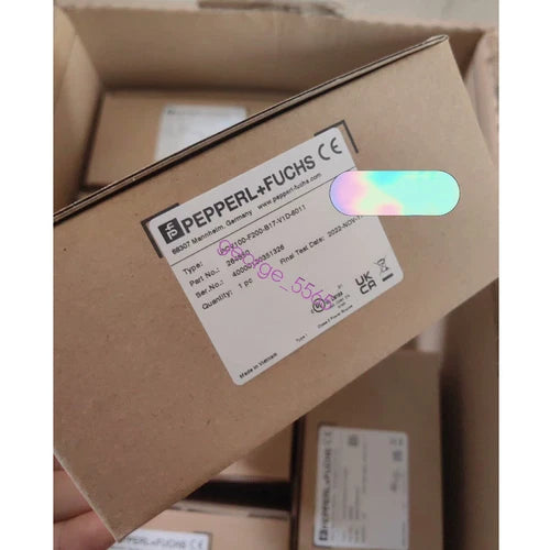 New PCV100-F200-B17-V1D-6011 PEPPERL+FUCHS 264850 Optical Code Reader