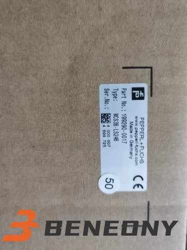 1PCS Pepperl+Fuchs Barcode Reader WCS3B-LS246 199290 0017 199290-0017 New