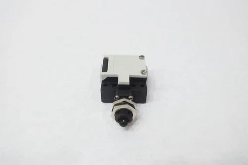 Eaton AT0-02-1-IA Limit Switch