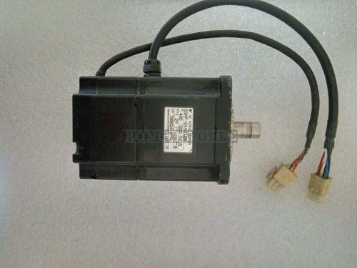 ONE USED Yaskawa servo motor SGMP-04A312B Tested