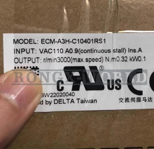 One New DELTA ECM-A3H-C10401RS1  servo motor 100W 220VAC 3000rpm