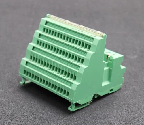 Phoenix Contact Interbus terminal part IB STTB ZF 24 DO 32/2 IB ST ZF 24 DO32/2