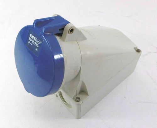 CEEform Wandsteckdose | 63*-9h | 220~ | 4 polig | Ma?e ca. 170x120x180 mm