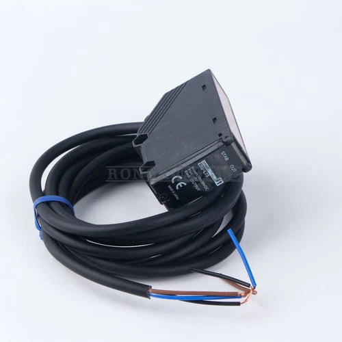 1pcs FOR OMRON E3G-L73 10-30VDC Photoelectric Switch