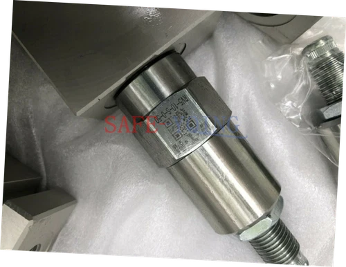 ONE NEW VICKERS VALVE RV5-10-S-0-50