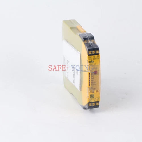 1PCS NEW Pilz safety relay 751103