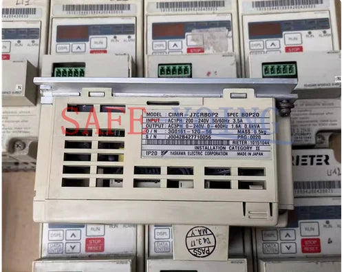 1PCS CIMR-J7CRB0P2 frequency converter J7 Yaskawa Used