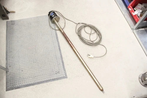 MOOG EM 7441 97 maxL/min50 Motor 230V 50Hz EM7441/97