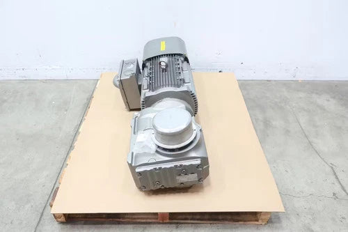 Sew Eurodrive KT87DRE180M4BE20HR/EG7S Gearmotor 71rpm 20hp 230/460v-ac 3ph