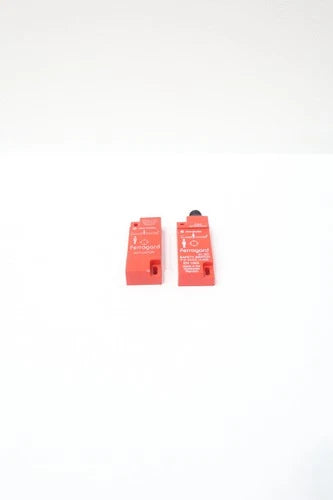 Allen Bradley 440N-G02099 Guardmaster Safety Switch 21v-dc