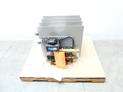 Square D 51033-560-52521H0 Class 8110 Type E Vacuum Contactor 120v-ac 4200v-ac