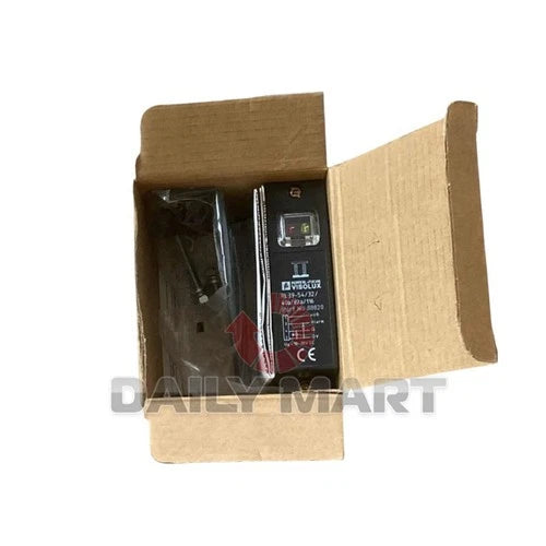 New In Box PEPPERL+FUCHS RL39-54/32/40A/82A/116 Proximity Sensor